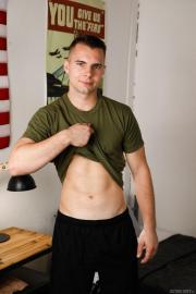 Horny-army-recruit-Merrill-Patterson-hot-bubble-butt-bare-fucked-hairy-chested-hunk-David-Skylar-2-gay-porn-pics