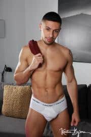 Sexy-Argentinian-muscle-dude-Thiago-Da-Silva-huge-uncut-dick-barebacking-bearded-hottie-Justin-Jett-11-porno-gay-pics