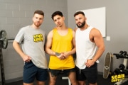 Hottie-gym-fuck-fest-sexy-muscle-studs-Hayden-Harding-Jeremiah-Carter-Collins-big-dicking-at-Sean-Cody-9-porno-gay-pics