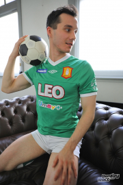 Hot-Aussie-footballer-Ren-Williams-strips-sexy-jockstrap-socks-wanking-huge-cum-load-BentleyRace-016-porno-pics-gay