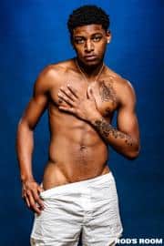 Sexy-muscle-hunk-Justin-Matthews-huge-bare-cock-raw-fucking-Ty-Santana-black-bubble-butt-3-porno-gay-pics