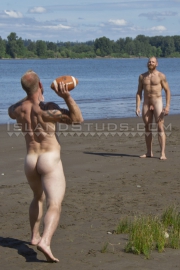 islandstuds-real-oregon-straight-nude-firefighters-lumberjacks-bearded-brawny-muscle-jocks-bain-baker-naked-soccer-players-009-gay-porn-sex-gallery-pics-video-photo
