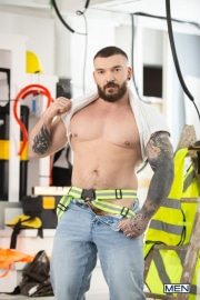 Men-sexy-bearded-muscle-bottom-Kinkoer-ass-fucked-builder-hunk-Alex-Marte-massive-thick-dick-8-porno-gay-pics