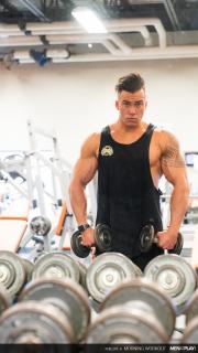 Big-muscle-hunk-Phillipe-Massa-flexes-gym-stroking-huge-thick-dick-huge-cumload-6-gay-porn-pics