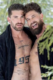 Sexy-tattooed-muscle-dude-Chris-Damned-raw-fucks-bearded-hunk-Alpha-Wolfe-hot-bubble-butt-6-gay-porn-pics