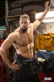 Hottie-hairy-muscled-stud-Chuck-Conrad-huge-cock-barebacking-ripped-hunk-Mateo-Zagal-at-Men-11-porno-gay-pics