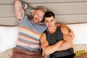 Sexy-big-muscle-hunk-Thomas-Johnson-huge-cock-barebacking-Eddie-Burke-hot-hole-at-Sean-Cody-12-porno-gay-pics