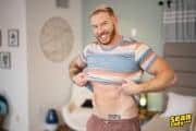 Sexy-big-muscle-hunk-Thomas-Johnson-huge-cock-barebacking-Eddie-Burke-hot-hole-at-Sean-Cody-7-porno-gay-pics