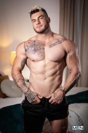 Big-tattooed-muscle-hunk-William-Seed-massive-dick-bare-fucks-hottie-bottom-boy-Ace-Quinn-5-gay-porn-pics