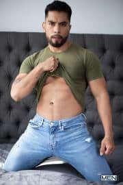 Sexy-bearded-hottie-Ihan-Rodriguez-bubble-ass-raw-fucked-Tony-DAngelo-massive-cock-at-Men-2-porno-gay-pics