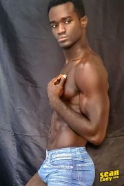 Black-muscle-dude-Sean-Cody-Max-jerks-big-thick-cock-massive-cum-load-009-gay-porn-pics